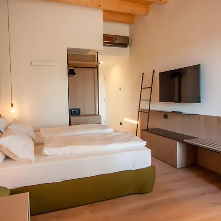 Hotel Fossa Mala