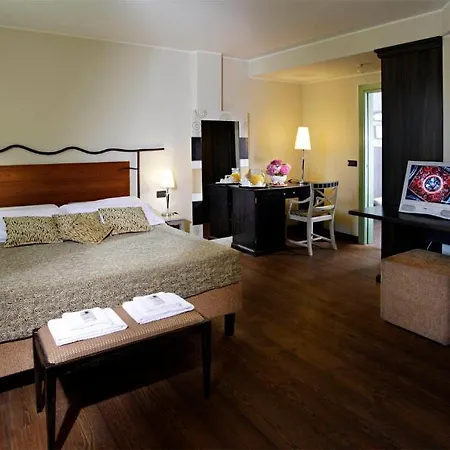 Hotel Fossa Mala *